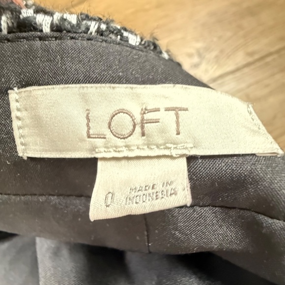 Loft Women's Tweed Metallic Textured Mini Skirt, Size 0, Lined, Holiday, Dressy - Picture 4 of 9